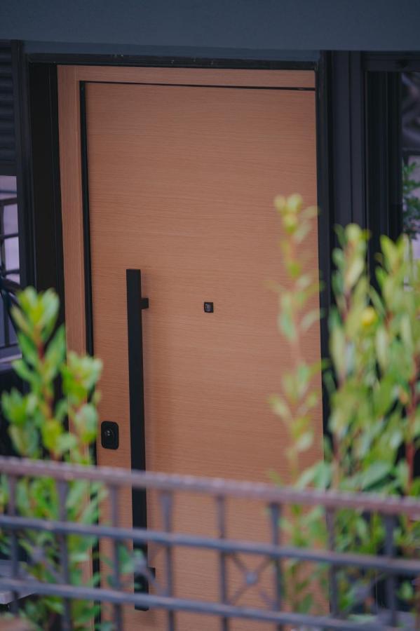New Modern Ground Floor Apartment By The Sea Thessaloniki Exterior photo